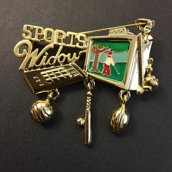 Danecraft Pewter Dangle Brooch Pin Sports Widow - Picture 1 of 5
